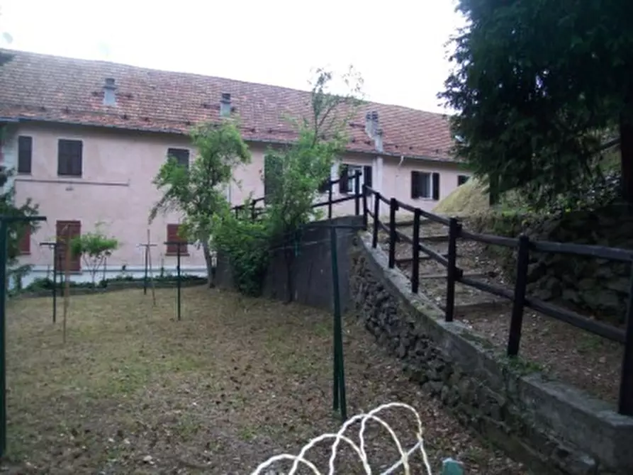 Immagine 25 di Quadrilocale in vendita  a Sassello