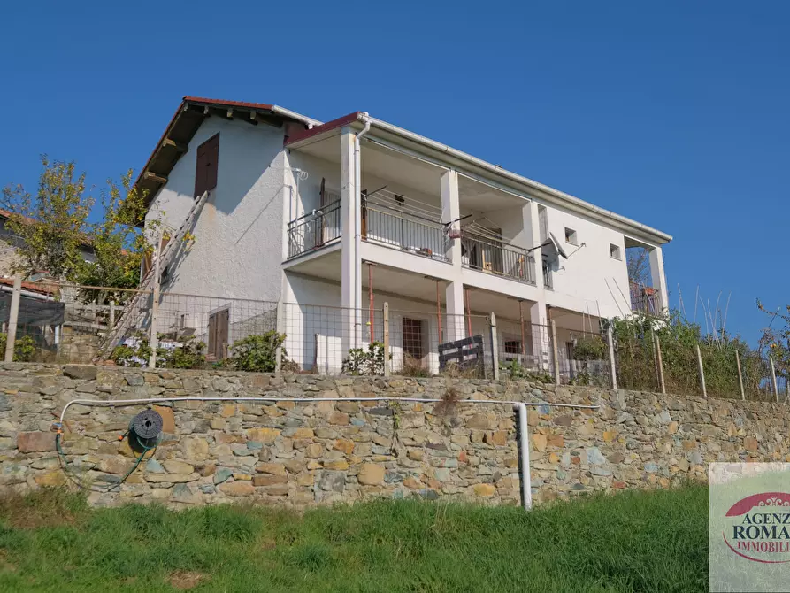 Immagine 1 di Porzione di casa in vendita  in Frazione Moretti 140 a Ponzone