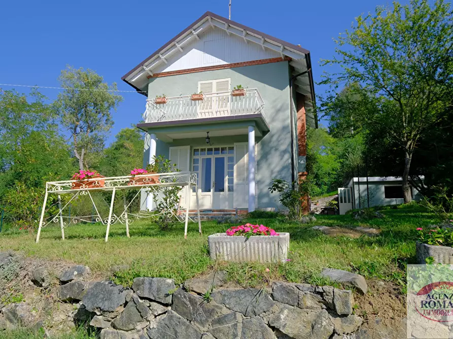 Immagine 1 di Casa indipendente in vendita  in SP210 237 a Ponzone