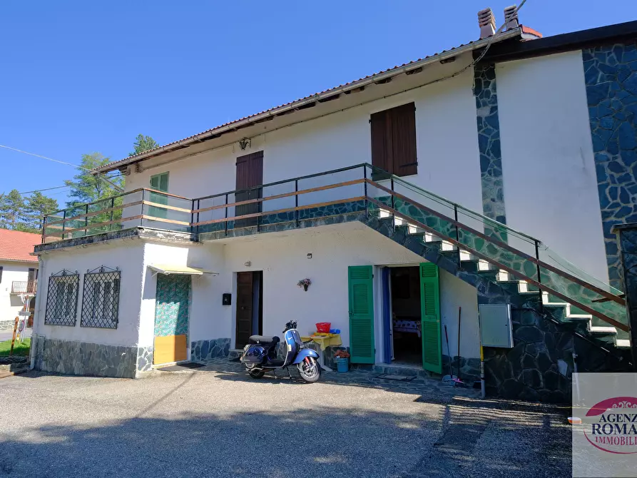 Immagine 18 di Porzione di casa in vendita  in Via Montà 14 a Urbe
