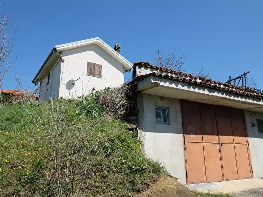 Immagine 21 di Villa in vendita  a Mioglia