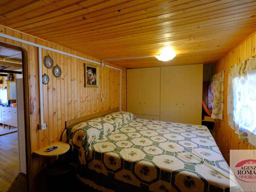 Immagine 17 di Baita in vendita  in Via Vallescura 9 a Urbe