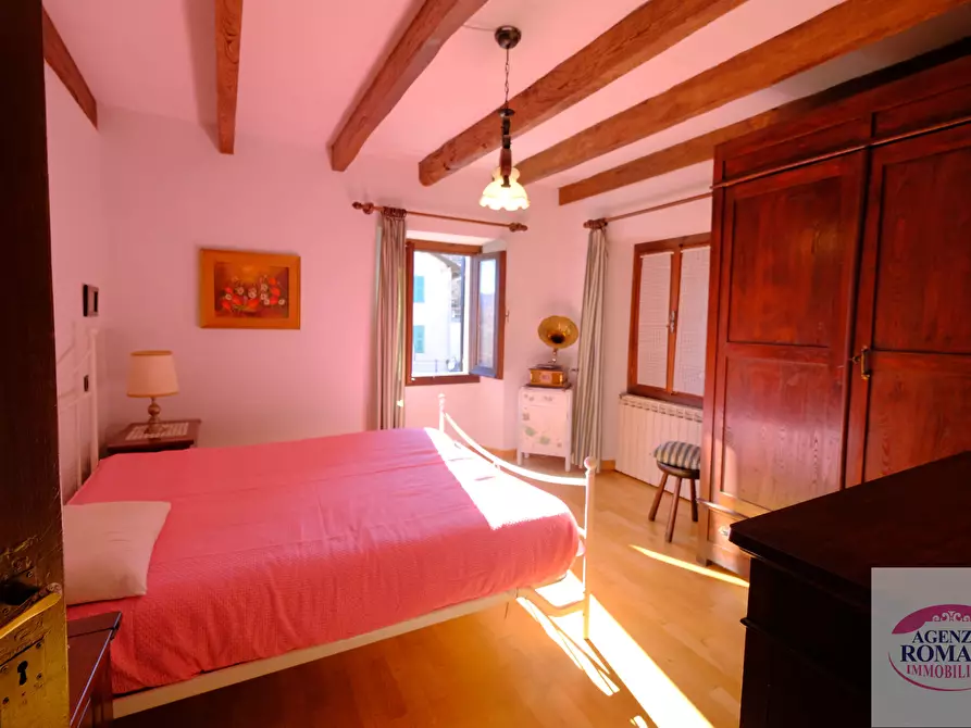 Immagine 41 di Casa indipendente in vendita  in Via Savona 47 a Urbe