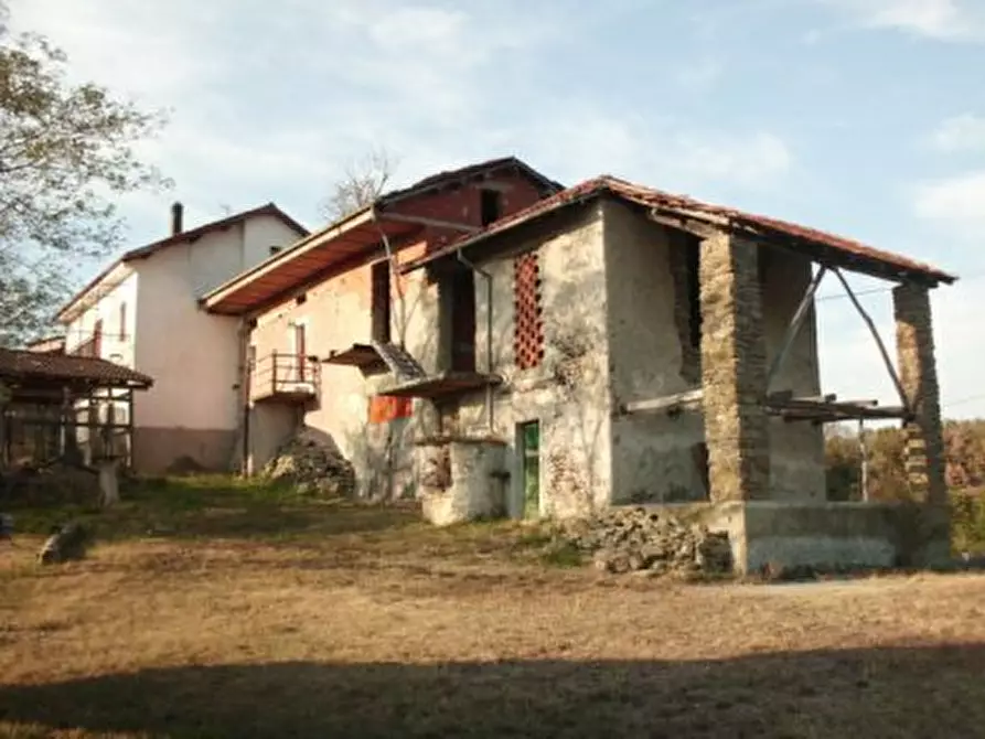 Immagine 14 di Rustico / casale in vendita  a Pareto