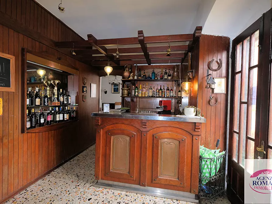 Immagine 6 di Palazzo in vendita  in Via Stefano Ramorino 14 a Urbe