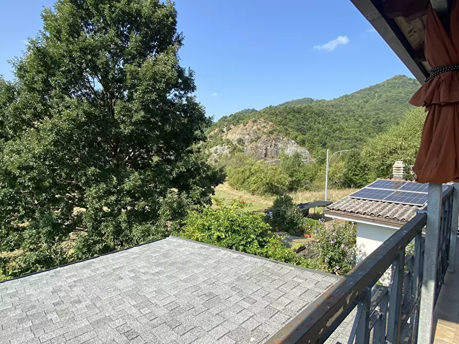 Immagine 8 di Villa in vendita  in Località Fogli 75 a Ponzone