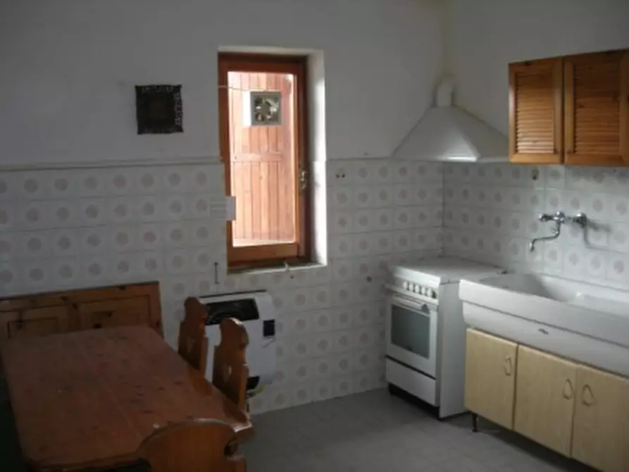 Immagine 14 di Quadrilocale in vendita  a Sassello