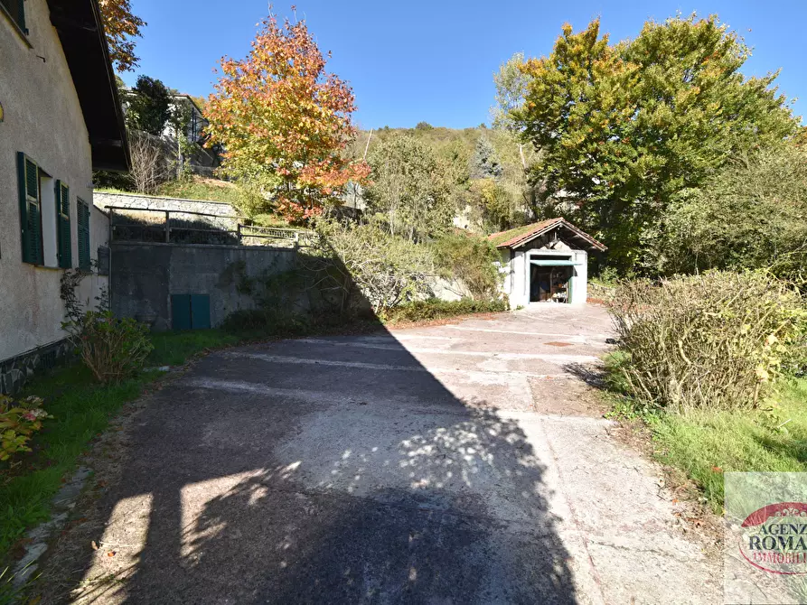 Immagine 21 di Villa in vendita  in Via Menacciano 1 a Pontinvrea