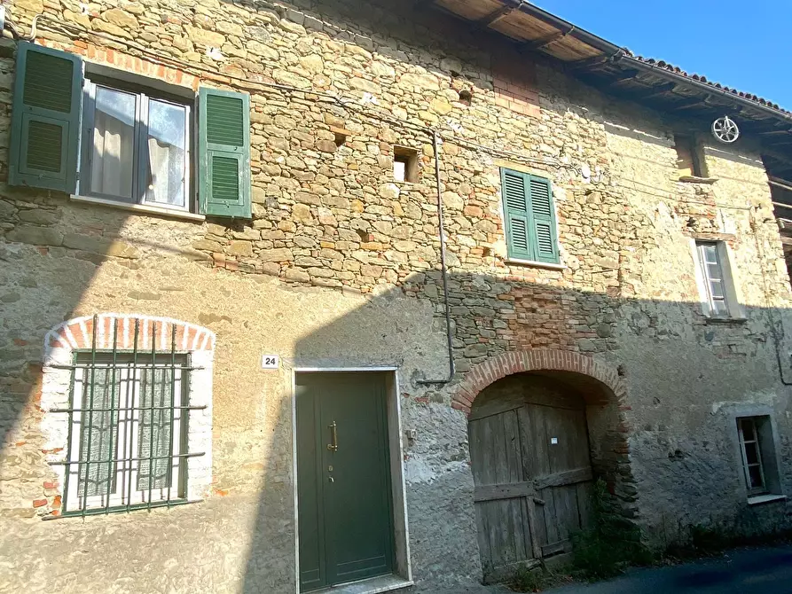 Immagine 5 di Porzione di casa in vendita  in Via Roma 24 a Mioglia