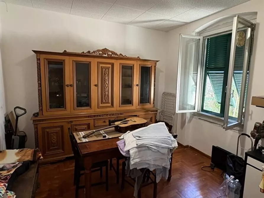 Immagine 5 di Pentalocale in vendita  in Via Gian Battista Gaulli 13 a Genova