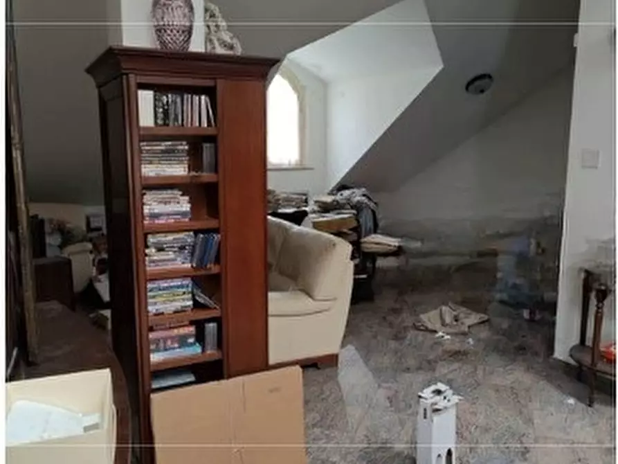 Immagine 6 di Pentalocale in vendita  in Corso Cavour 64 a Acqui Terme