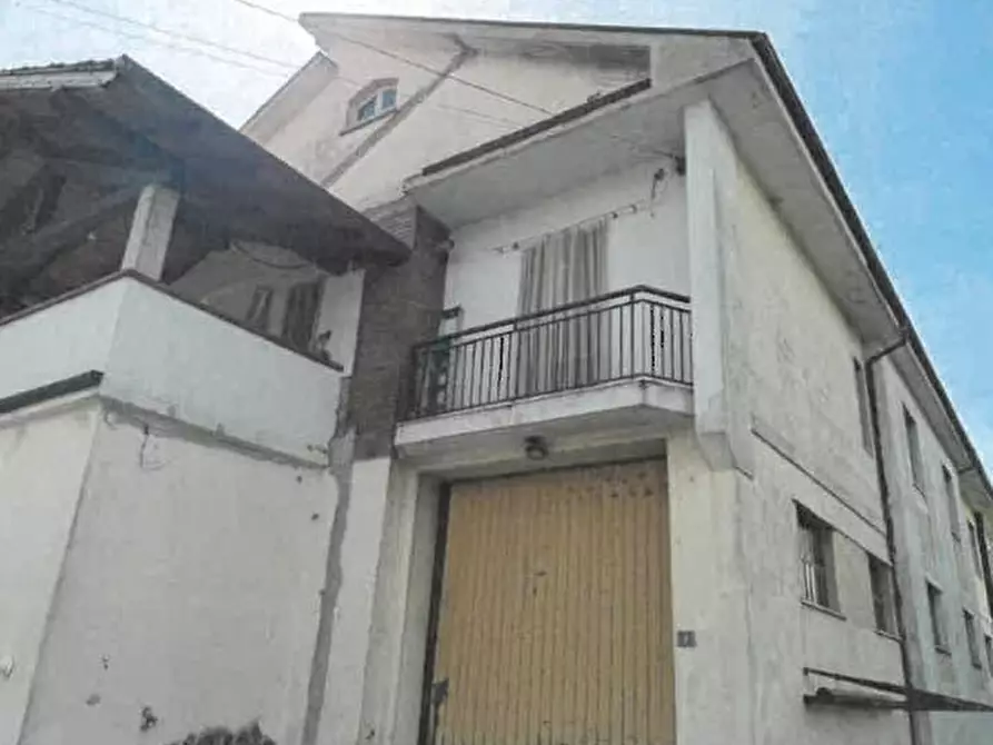 Immagine 5 di Porzione di casa in vendita  in Via Alessandro Fleming 19 a Acqui Terme