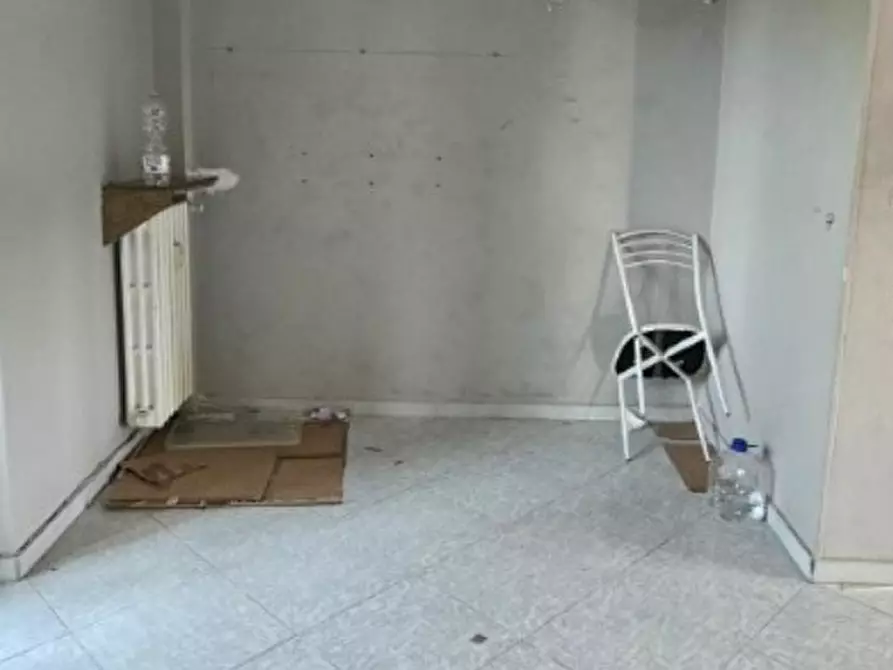 Immagine 3 di Pentalocale in vendita  in Via dei Frassini 3 a Torino