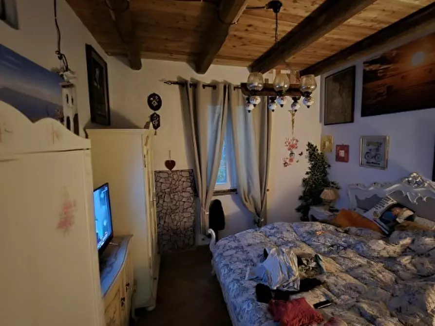 Immagine 5 di Villa in vendita  in Via Nostra Signora della Guardia 94 a Castiglione Chiavarese