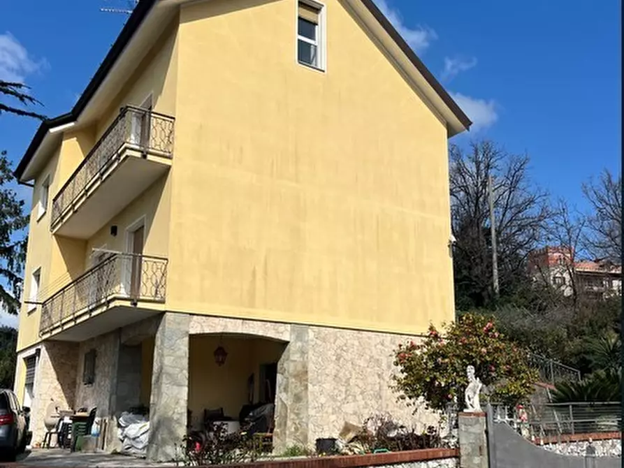 Immagine 1 di Villa in vendita  in Via Valleregia 29 a Serra Riccò