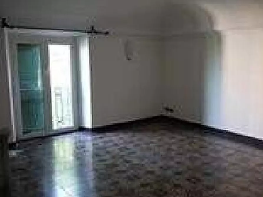 Immagine 8 di Casa indipendente in vendita  in Via Giovanni Amendola 7 a Savona