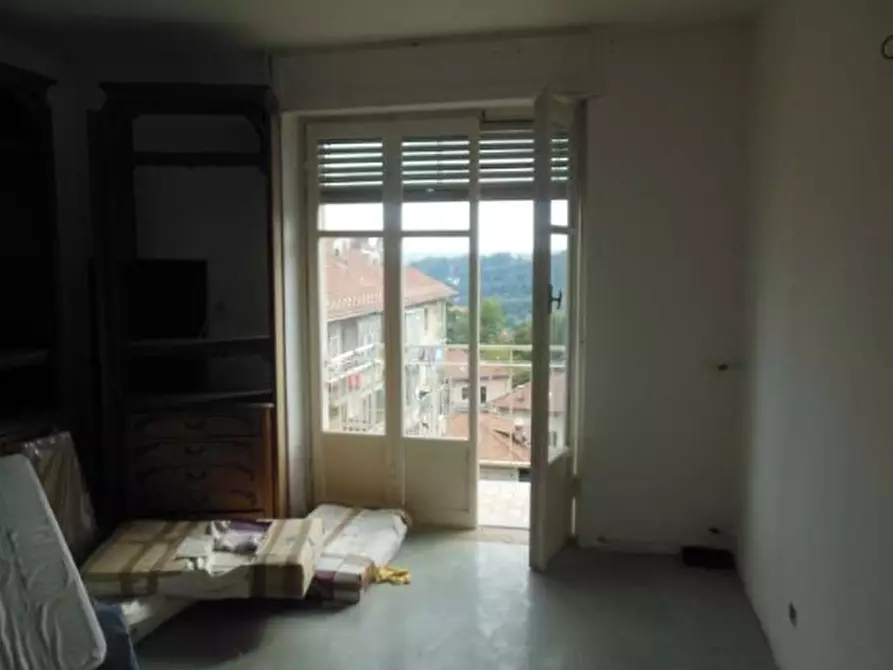 Immagine 3 di Pentalocale in vendita  in Strada Ciapeia 23 a Biella