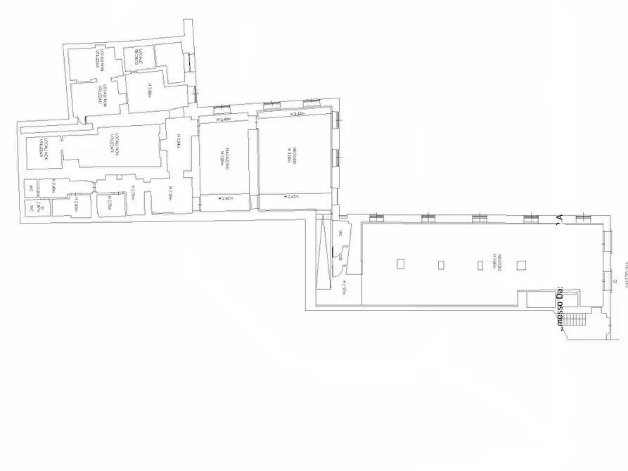 Immagine 2 di Showroom in vendita  in Via Sestri 63 a Genova