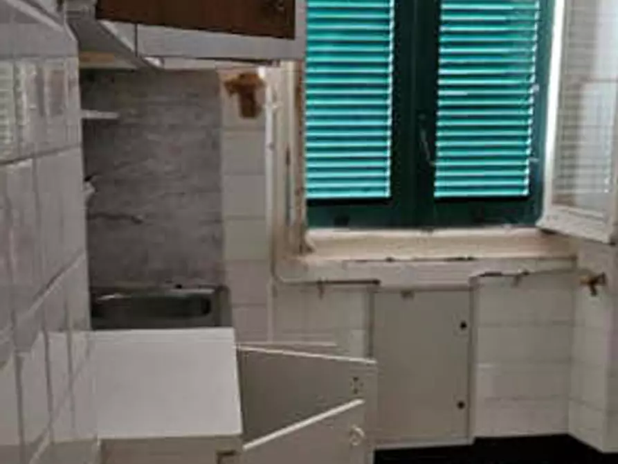 Immagine 7 di Pentalocale in vendita  in Via Caterina Rossi 1 a Genova