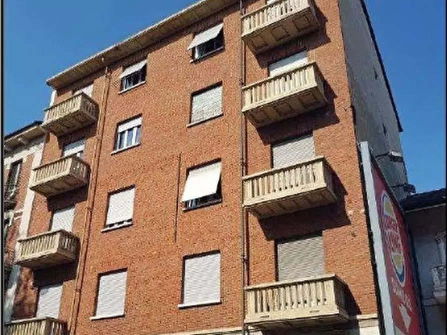 Immagine 1 di Quadrilocale in vendita  in Corso Novara 7 a Torino