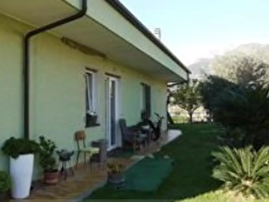 Immagine 7 di Trilocale in vendita  in Via Bulasce 23 a Loano