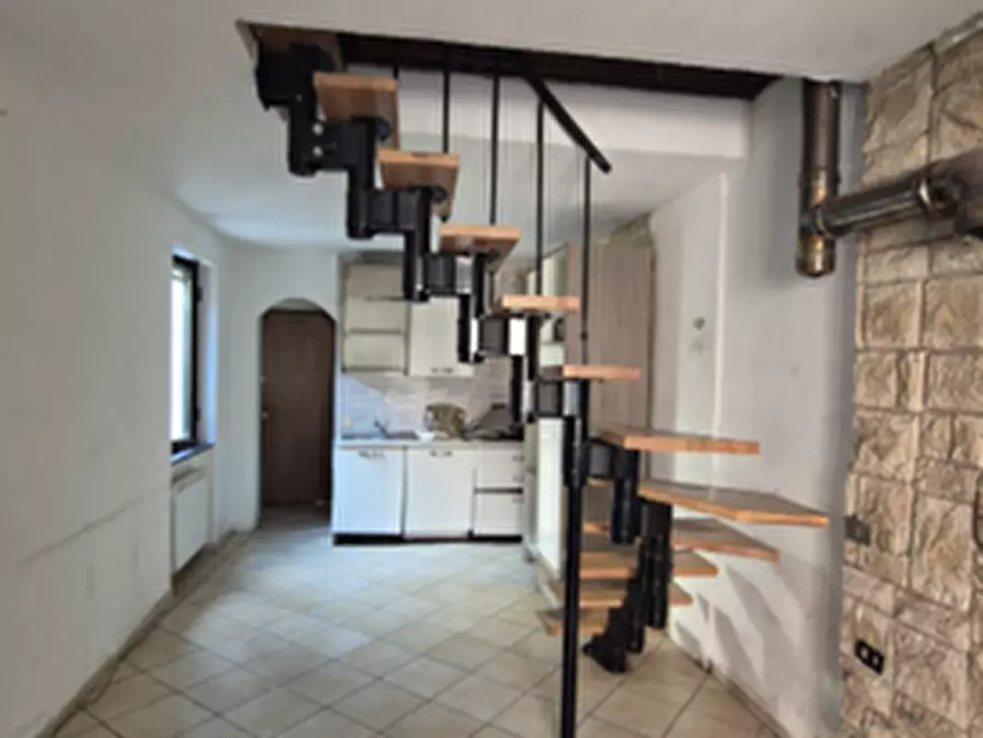 Immagine 3 di Villa in vendita  in Passo Ponte Carrega 20 a Genova