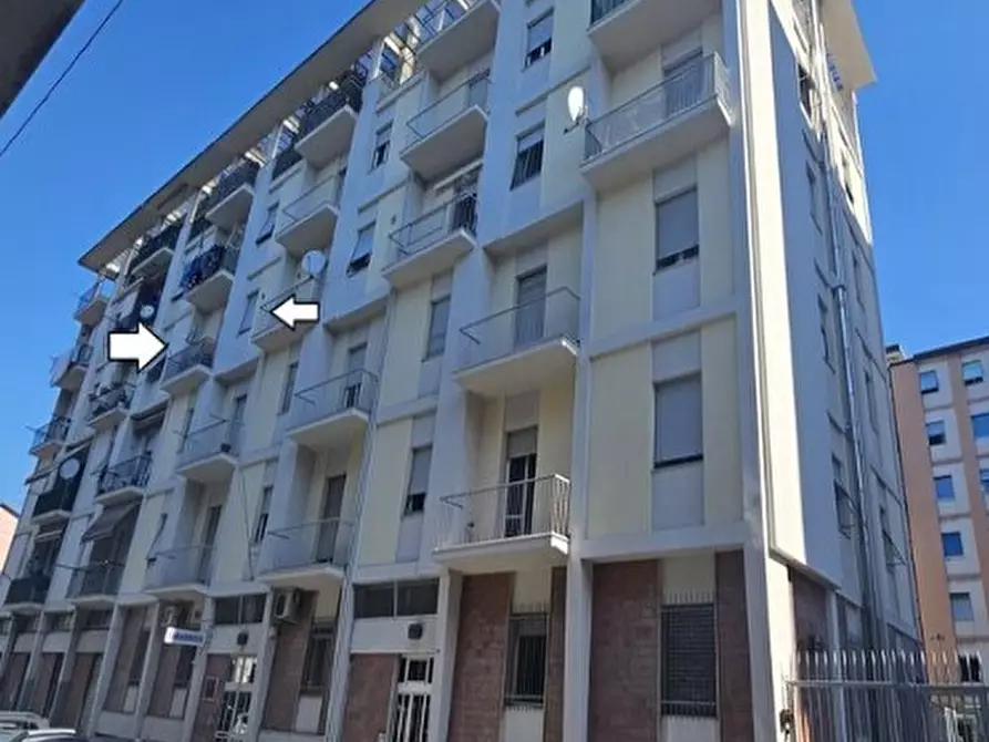 Immagine 5 di Pentalocale in vendita  in Via Ugo Foscolo 128/4 a La Spezia
