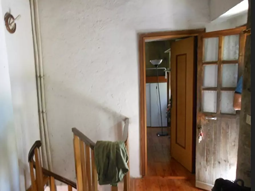 Immagine 3 di Villa in vendita  in Via Steneri 15 a Avegno