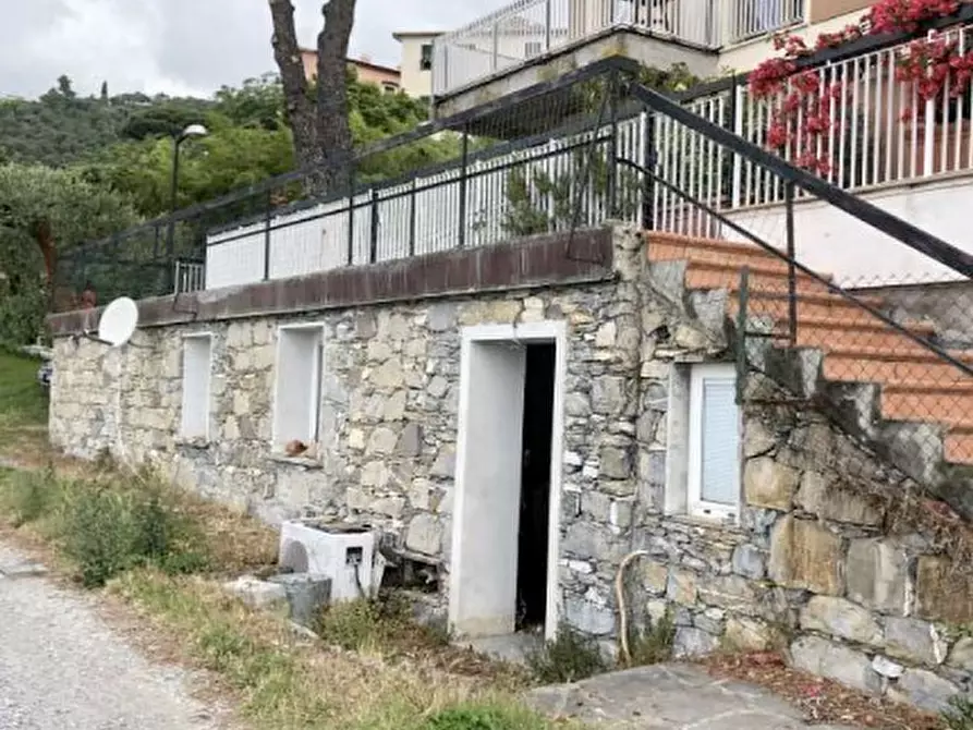 Immagine 1 di Bilocale in vendita  in Via L. Bernabò Brea 30 a Zoagli