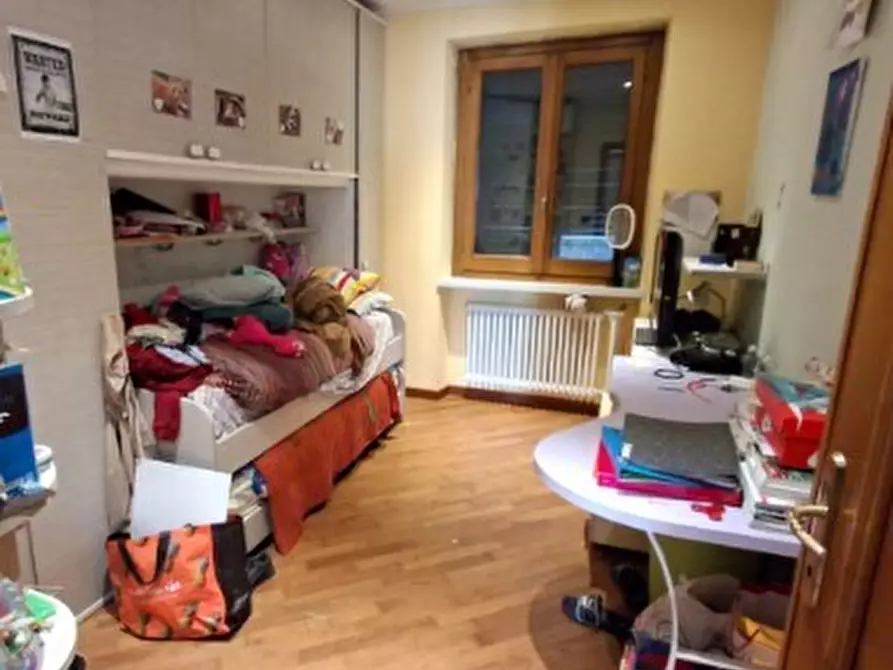 Immagine 4 di Pentalocale in vendita  in Viale Milite Ignoto 31/2 a Busalla