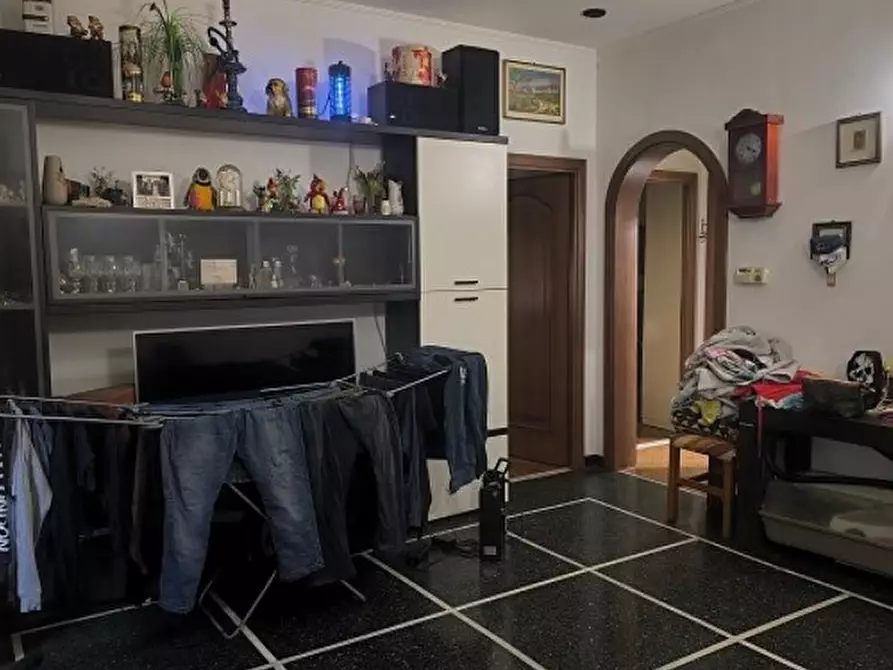 Immagine 9 di Pentalocale in vendita  in Via del Campasso 17 a Genova
