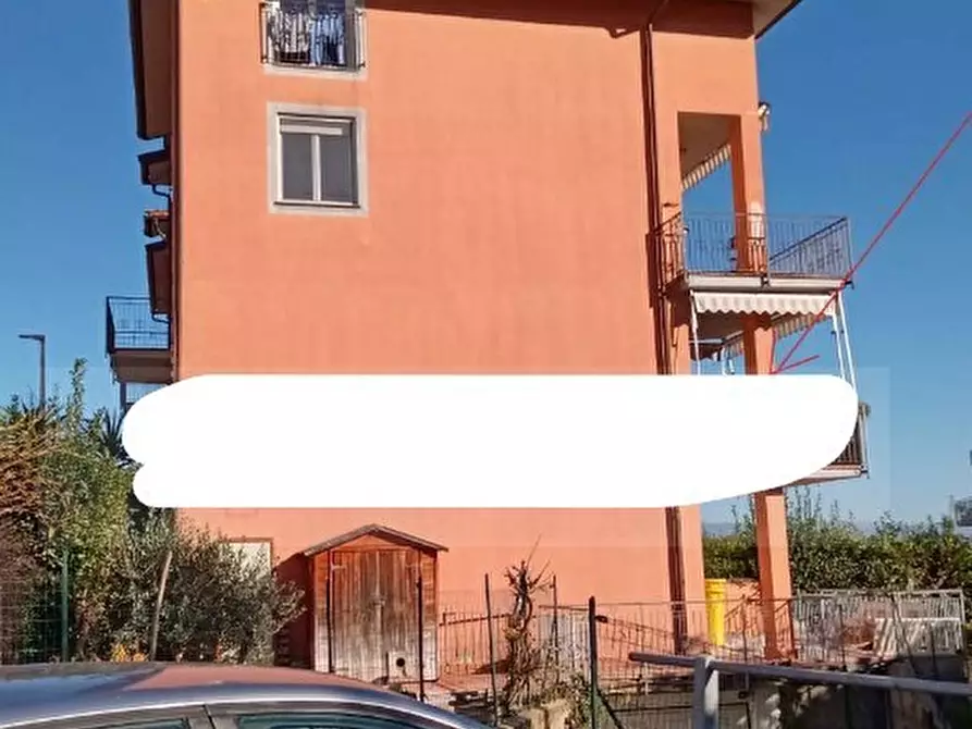 Immagine 5 di Pentalocale in vendita  in Via Luigi Cozzani 30 a La Spezia