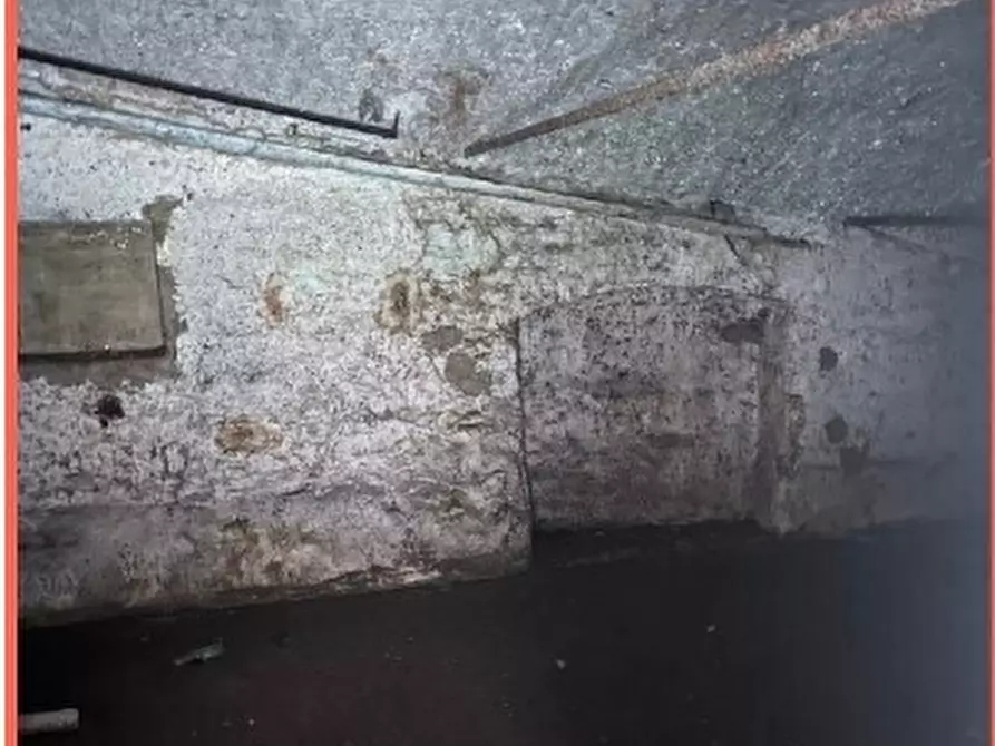 Immagine 3 di Magazzino in vendita  in Via Fereggiano 41 a Genova