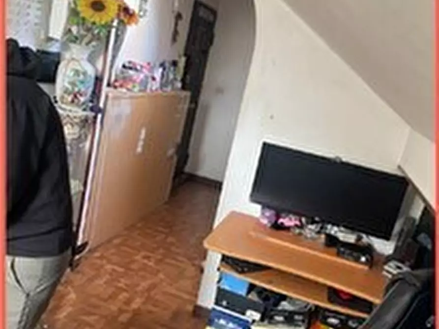 Immagine 6 di Quadrilocale in vendita  in Via Giacomo Profumo 2 a Genova