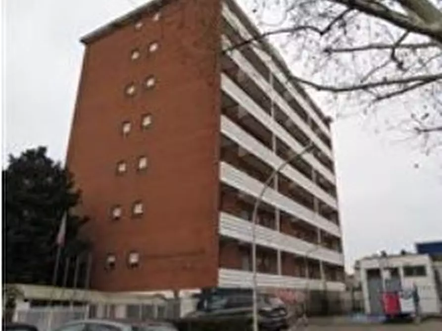 Immagine 1 di Monolocale in vendita  in Via Tempio Pausania 43 a Torino