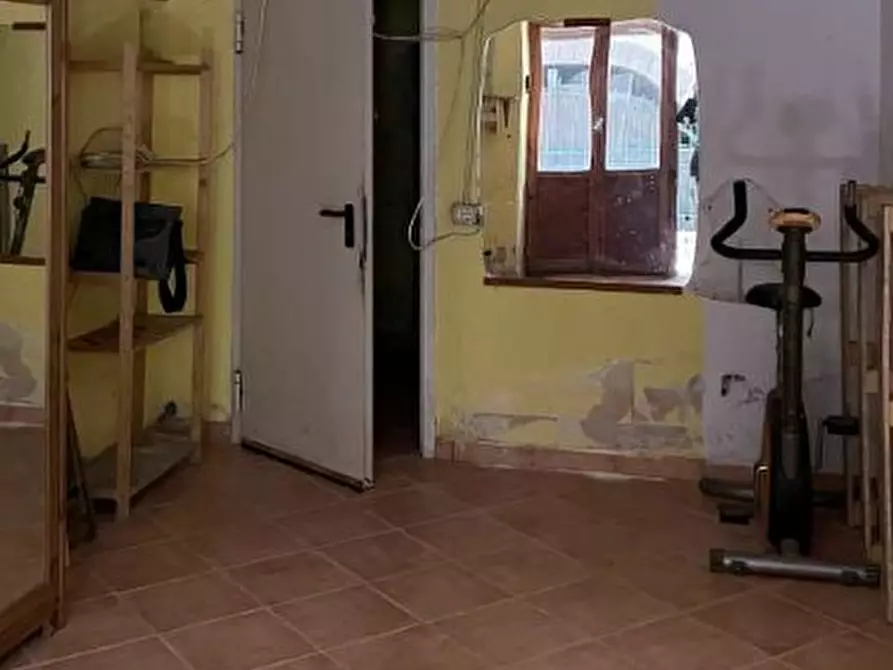 Immagine 3 di Garage in vendita  in Via Beata Chiara 10 a Genova