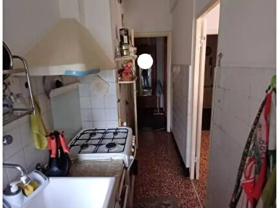 Immagine 9 di Quadrilocale in vendita  in Via del Commercio 13 a Genova
