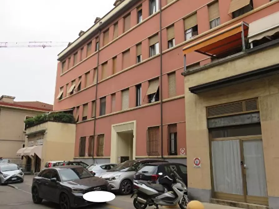 Immagine 1 di Bilocale in vendita  in Via Paulucci di Calboli Fulcieri 3 a Milano