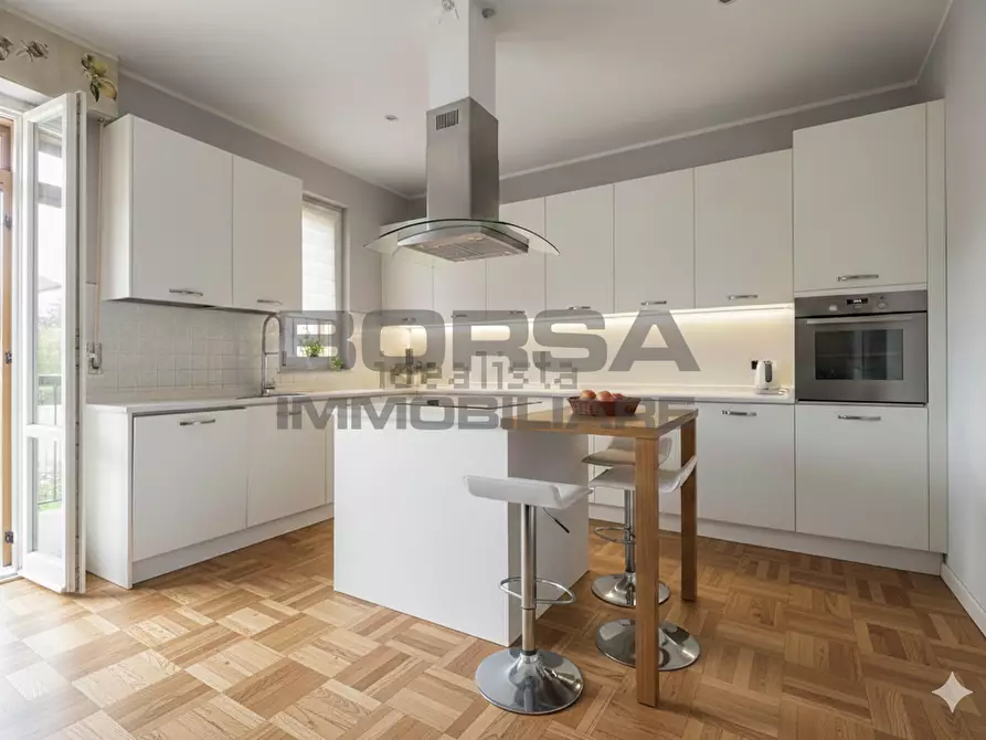 Immagine 31 di Pentalocale in vendita  in Via degli Scarronzoni 5 a Livorno