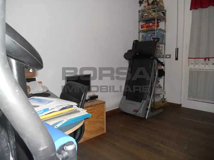 Immagine 29 di Appartamento in vendita  in Via Toti a Livorno