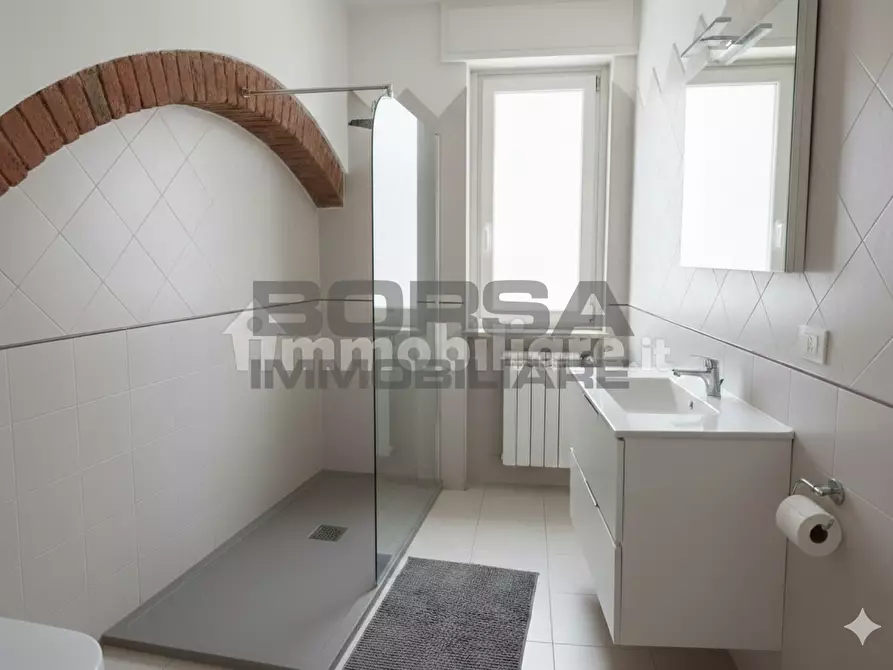 Immagine 9 di Quadrilocale in vendita  in Via Medaglie d'Oro della Resistenza 5a a Collesalvetti