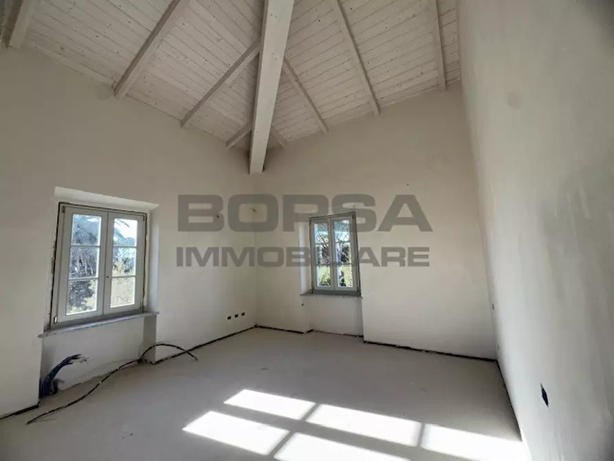 Immagine 1 di Pentalocale in vendita  in Via Ombrosa 8 a Livorno