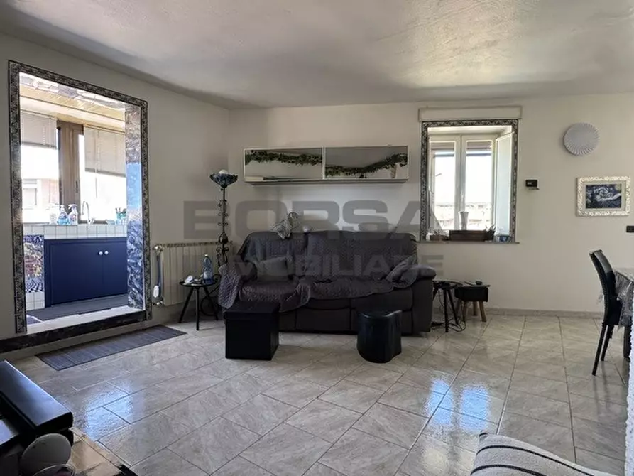Immagine 16 di Bilocale in vendita  in Via Serristori 4 a Livorno