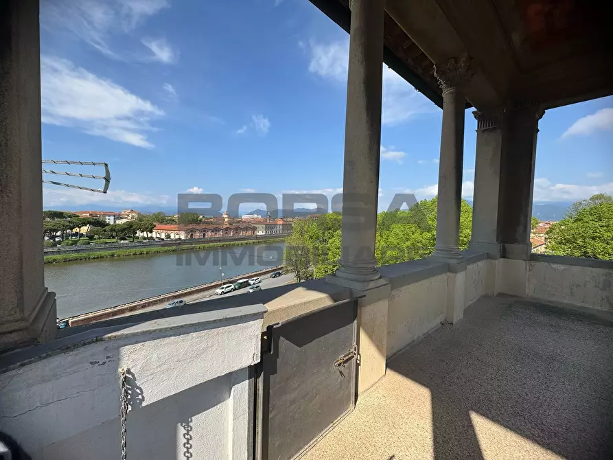 Immagine 2 di Villa in vendita  in Piazza San Paolo Ripa D'Arno a Pisa
