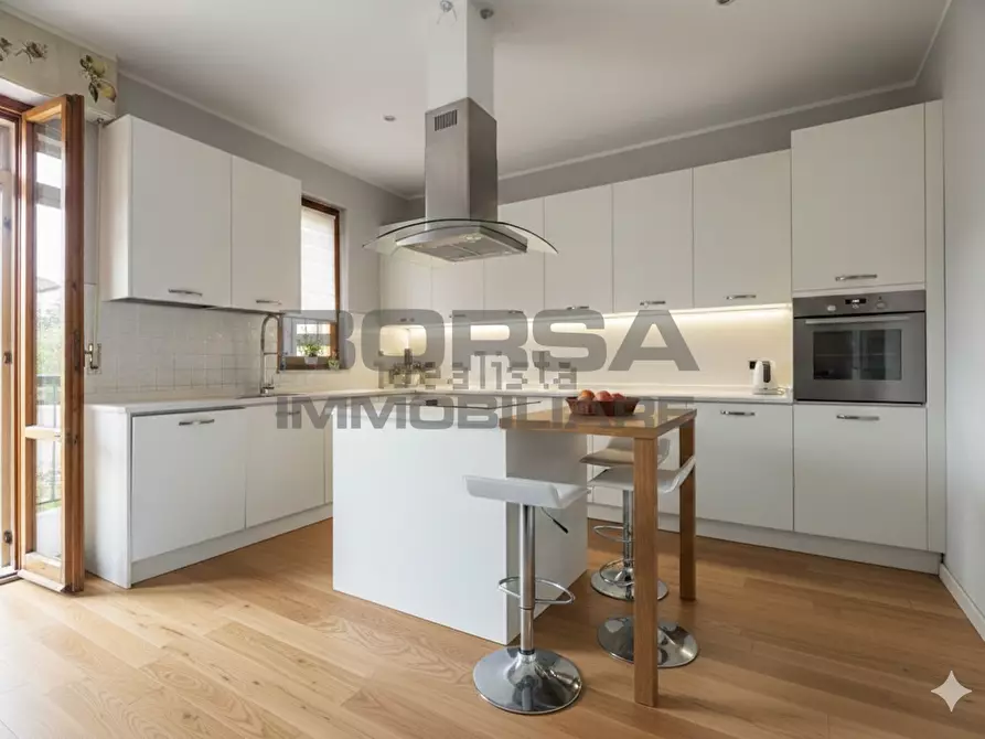 Immagine 29 di Pentalocale in vendita  in Via degli Scarronzoni 5 a Livorno