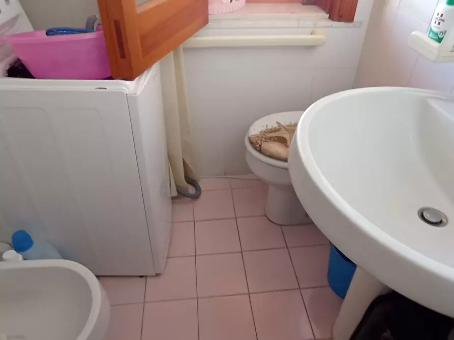 Immagine 12 di Trilocale in vendita  a Ragusa