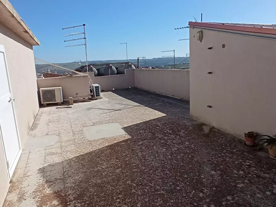 Immagine 15 di Quadrilocale in vendita  a Ragusa
