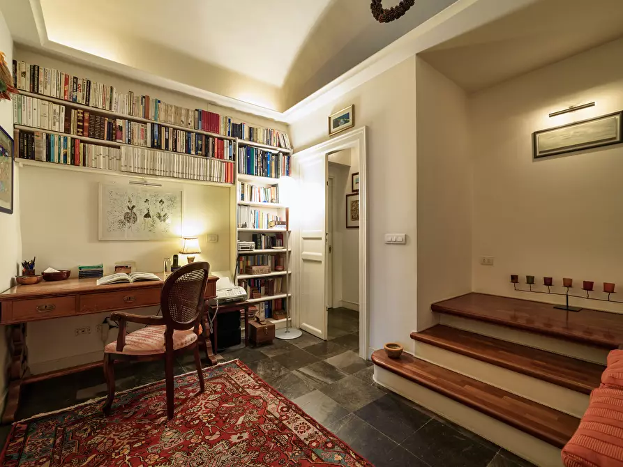 Immagine 10 di Casa indipendente in vendita  a Ragusa