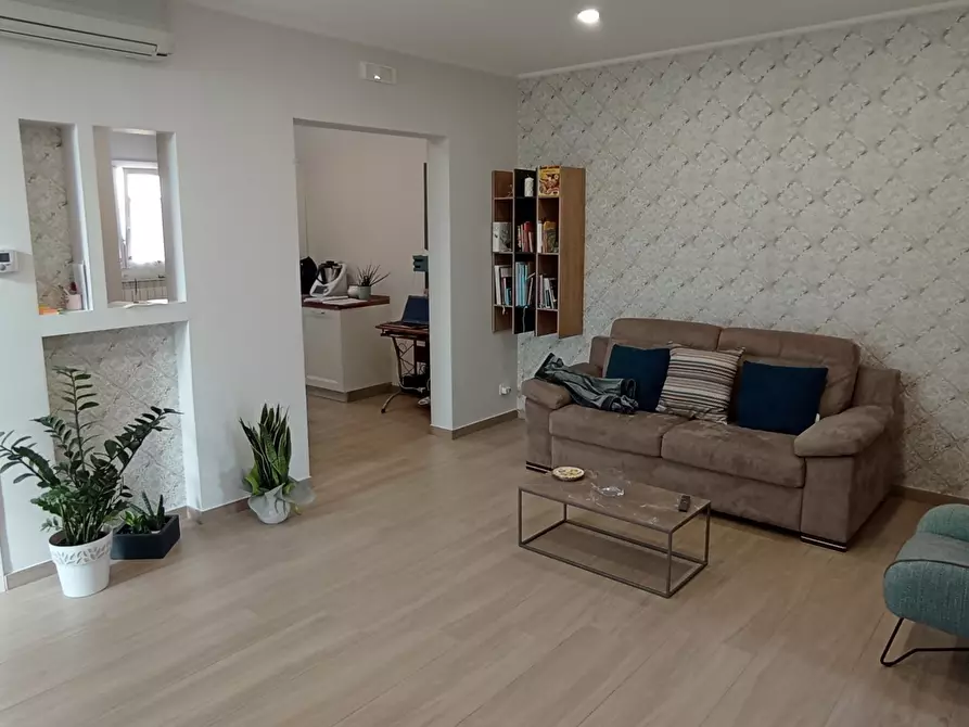 Immagine 2 di Casa indipendente in vendita  a Chiaramonte Gulfi