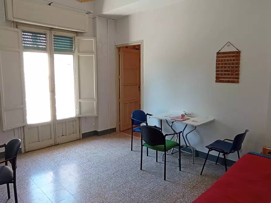 Immagine 12 di Pentalocale in vendita  a Ragusa